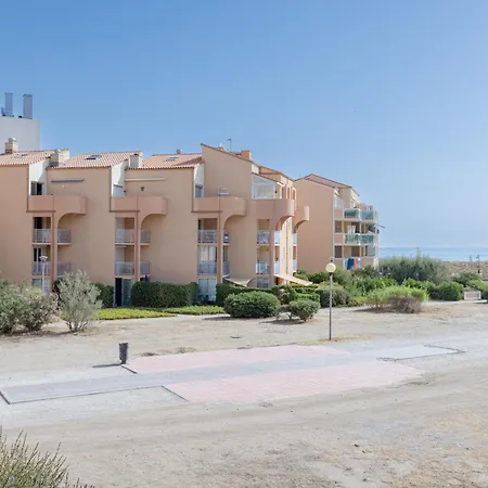 50 M De La Au Barcares Apartman *